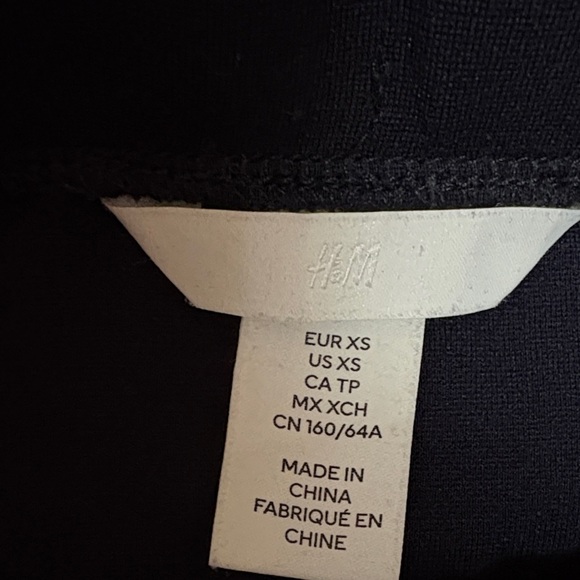 Elegant navy Women's Jacket and Skirt Set - Picture 2 of 6